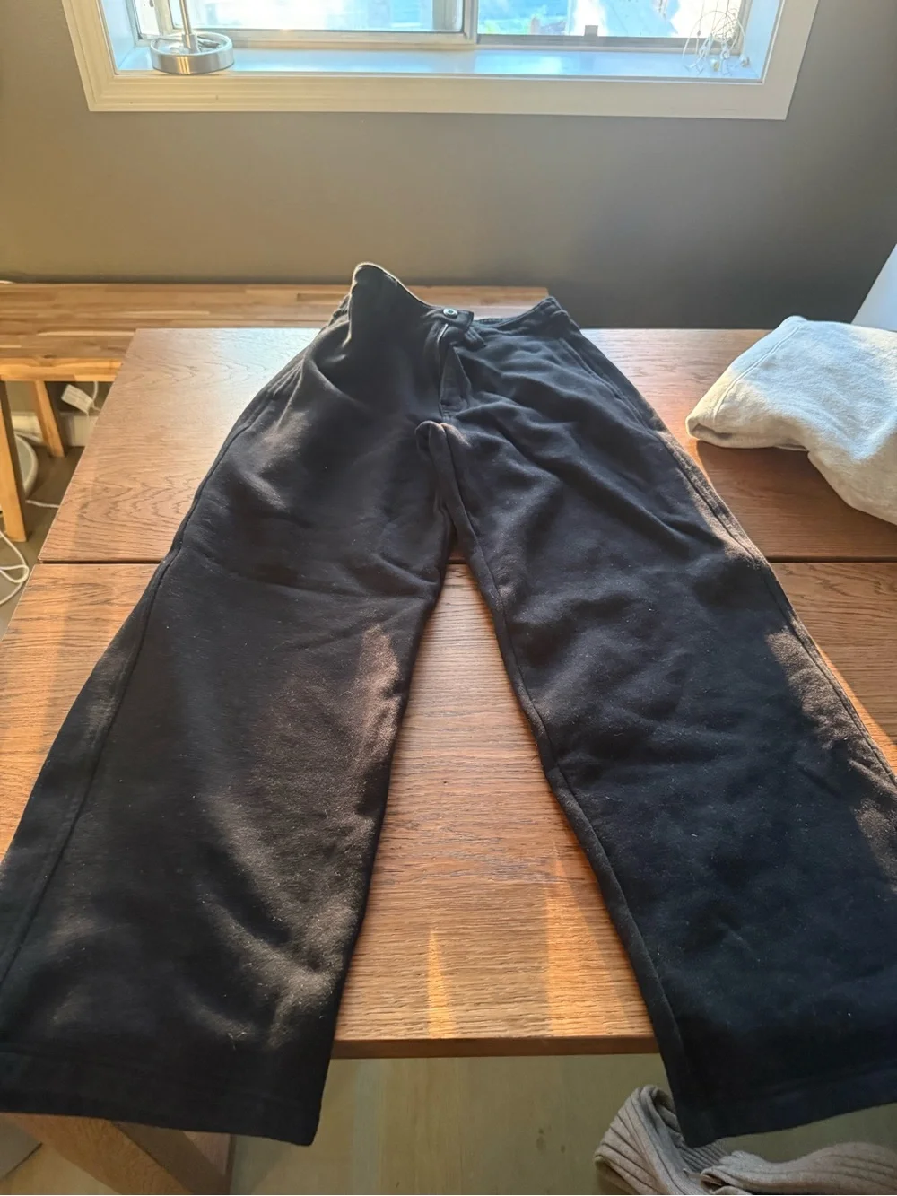 Aritzia - TNA fleece Black Wide-Leg Pants